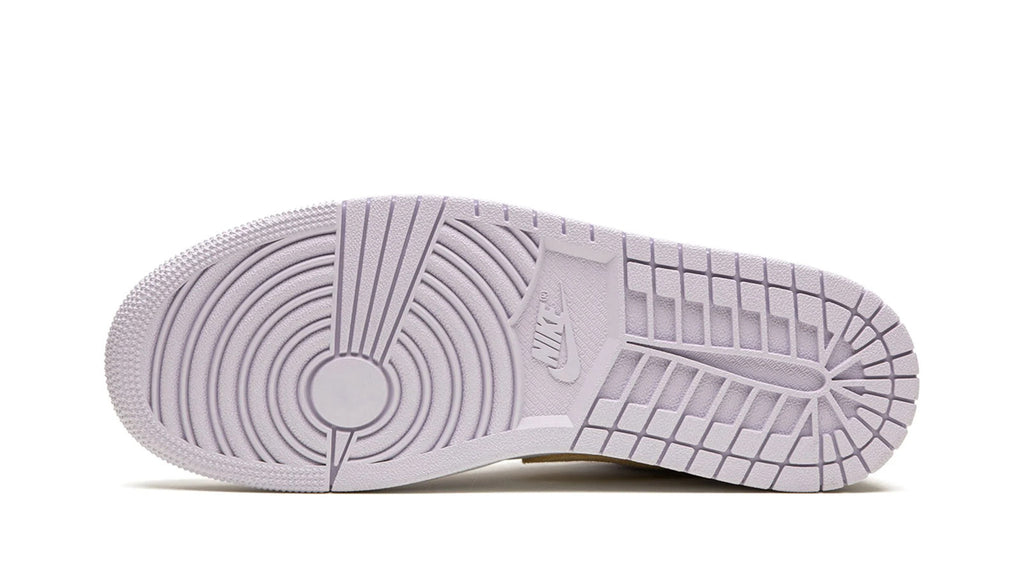 AIR JORDAN 1 LOW WMNS "Barely Grape"